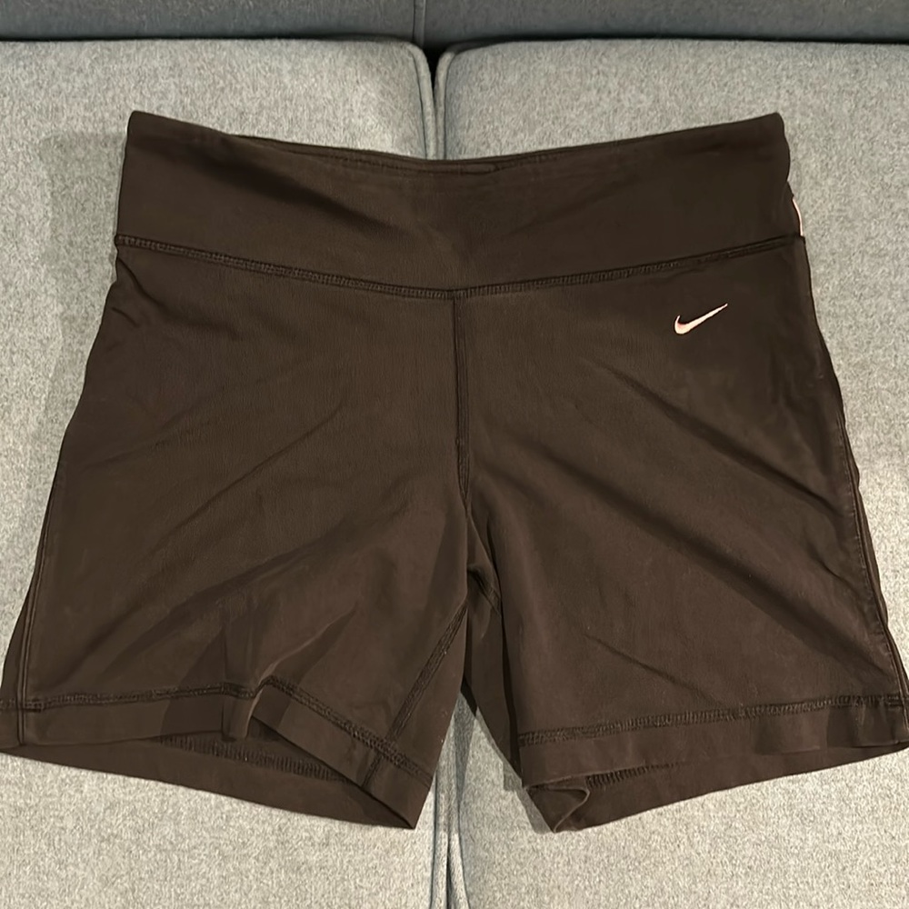 Nike Dryfit workout shorts black and pink